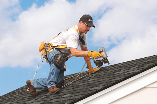 Roofing-Contractor