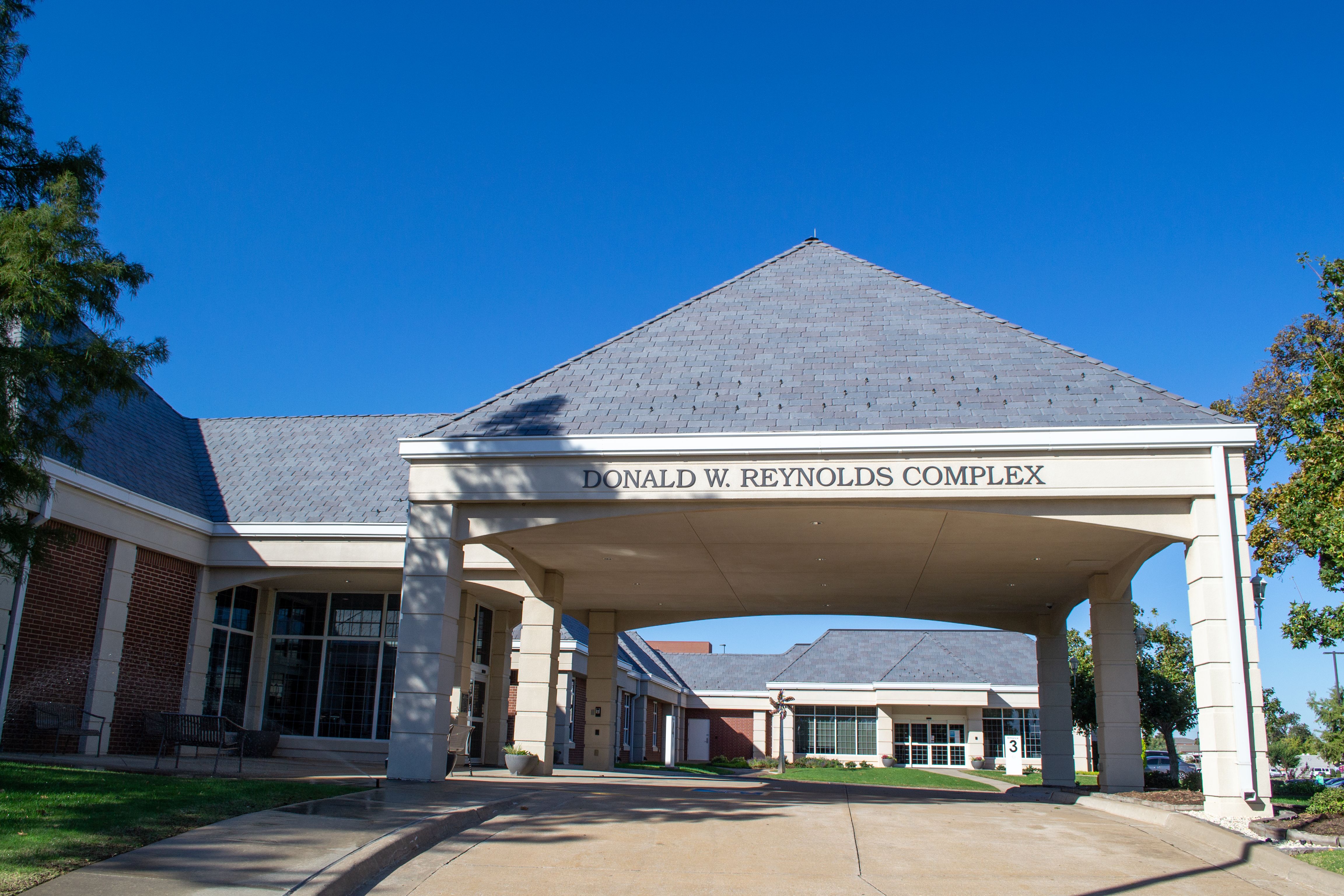 2021 POY - Champion Roofing - Single-Width Slate - European - Entryway