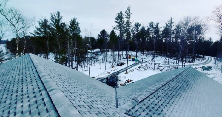 Local Barrie Roofer in Canada