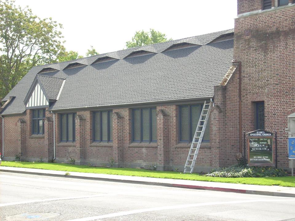 29. Nice roof design in Woodland