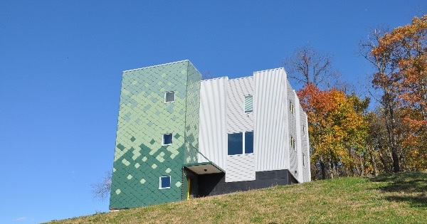 ATAS Residence with Attractive Metal Cladding